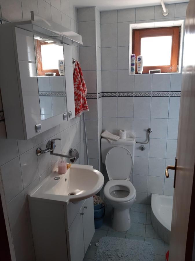 Oliva Dom Cista Mala Appartement Mala Cista Buitenkant foto